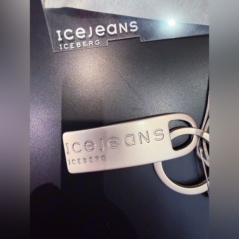 Iceberg Ice Jeans Metallic Keychain